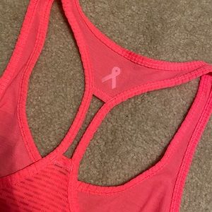 Under Armour tank, small